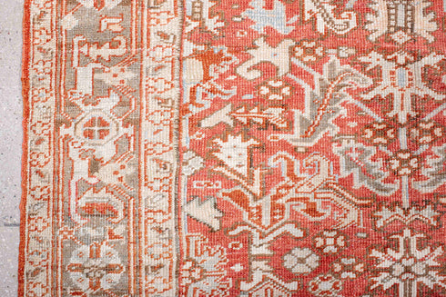 Vintage Heriz Area Rug (5' x 7')